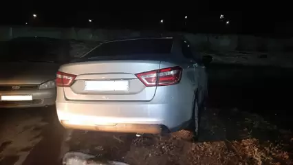 В Нижнекамске пьяный парень на «Ладе», уходя от погони, устроил аварию - НТР 24