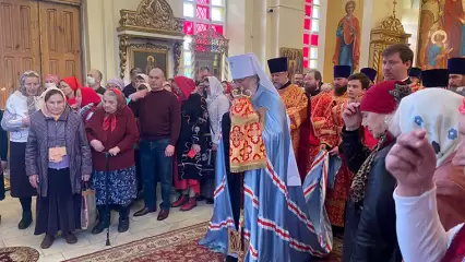 Митрополит Казанский и Татарстанский Кирилл поздравил православных нижнекамцев со Светлой седмицей