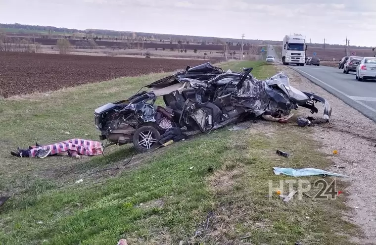 В аварии на трассе Чистополь – Нижнекамск погибли сын и мать
