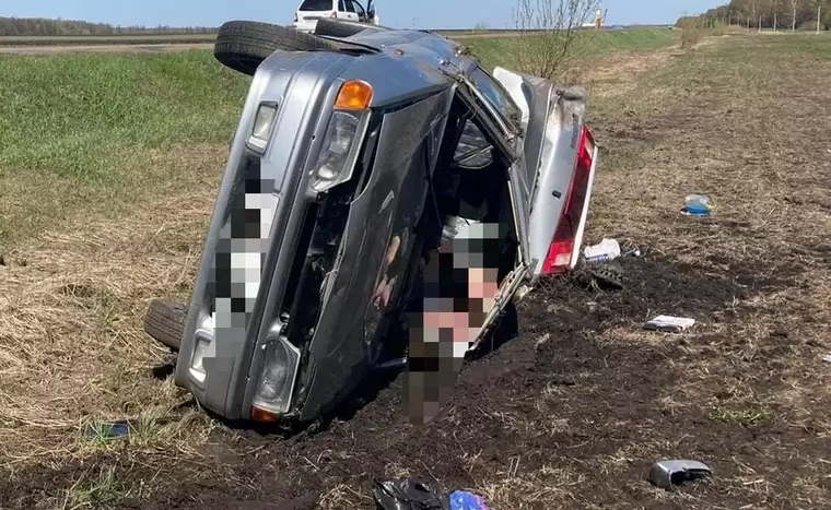 На трассе в Татарстане легковушка вылетела в кювет — водитель погиб на месте
