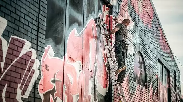 Нижнекамец предложил сделать в городе стену для граффити