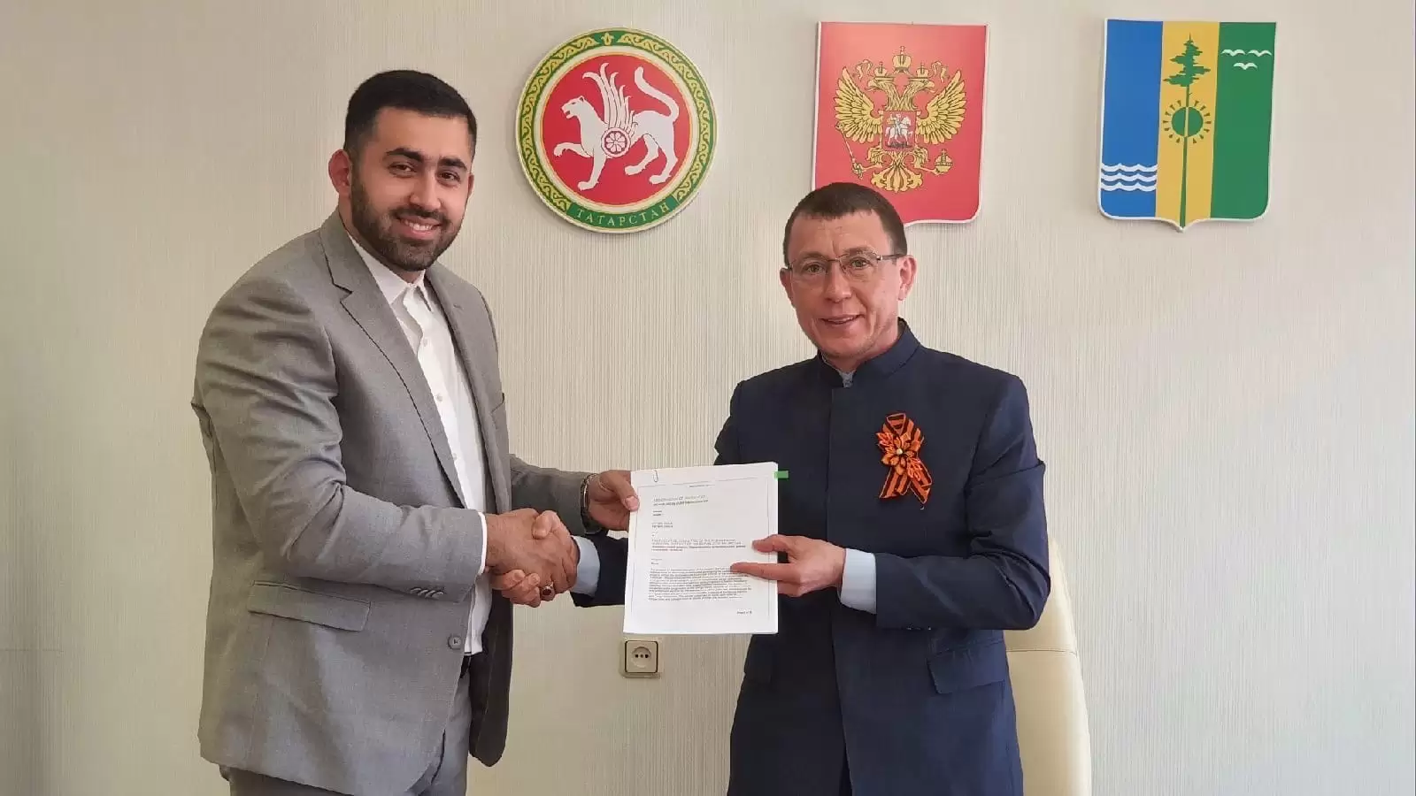 Рамиль Муллин подписал меморандум о сотрудничестве с компанией «Петроника»