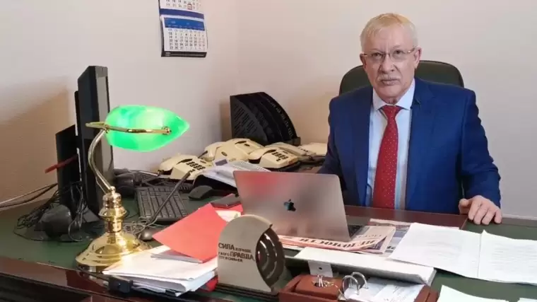 Депутат Олег Морозов поздравил мусульман с праздником Ураза-байрам