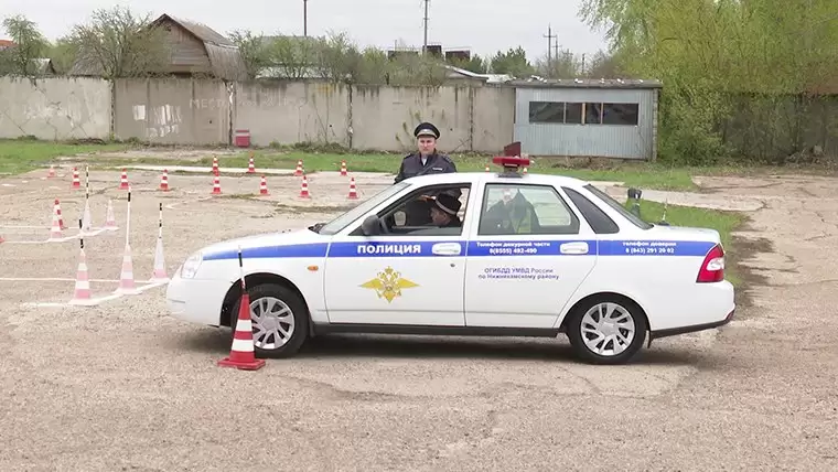 Нижнекамские полицейские впервые посоревновались в водительском мастерстве
