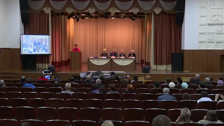 В Нижнекамске на пленуме Советов ветеранов обсудили вопросы сохранения национальных ценностей Татарстана