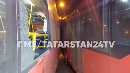 В Казани столкнулись два маршрутных автобуса, пострадала 18-летняя девушка