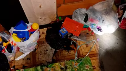 В Арске пожарные спасли спящих детей из задымленной квартиры
