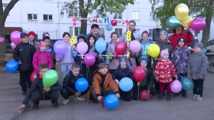В Нижнекамске жители сразу нескольких микрорайонов собрались вместе, чтобы отметить День соседей