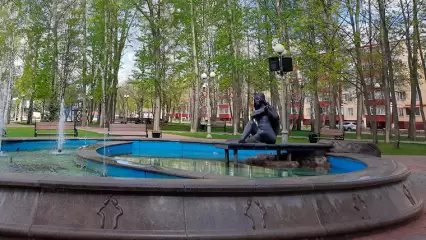 С фонтана в нижнекамском парке им. Тукая пропала статуя мальчика