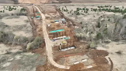 Минниханов совершает облет строящихся в Татарстане участков М-7 и М-12 - НТР 24