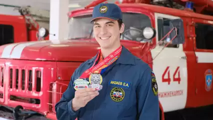 Нижнекамский пожарный стал лучшим на всероссийском турнире по пауэрлифтингу
