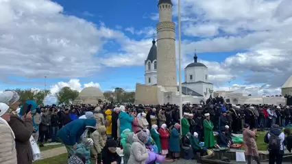 Более 20 тыс. человек приняли участие в праздновании 1100-летия принятия ислама Волжской Булгарией