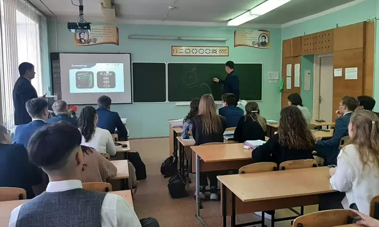 Более 280 тысяч школьников в Татарстане примут участие в «Уроках цифры» 