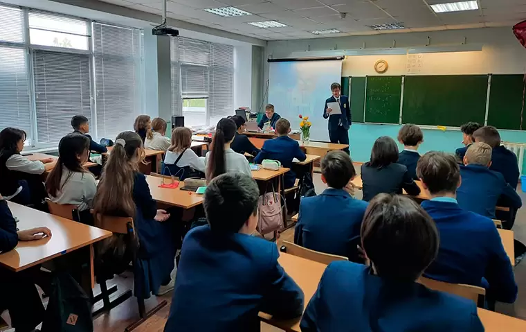 Нижнекамский лицей № 35 открыл конкурсный набор учеников в 10-е классы