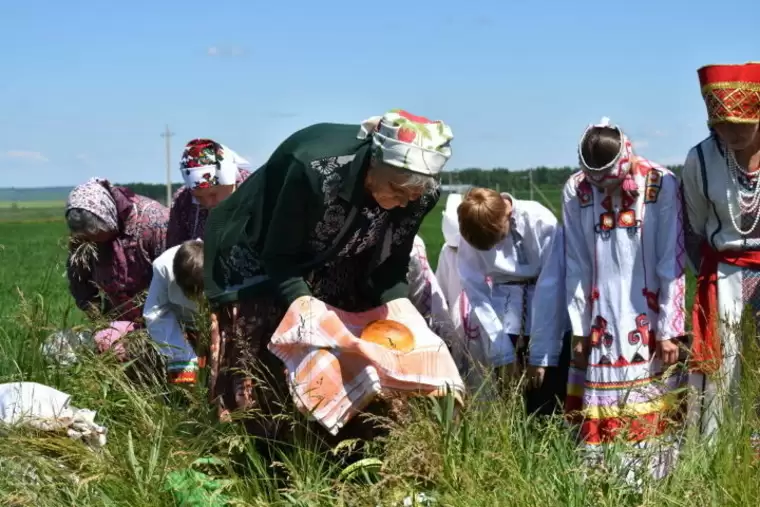 В одном из районов Татарстана возродили древний обряд поклонения солнцу