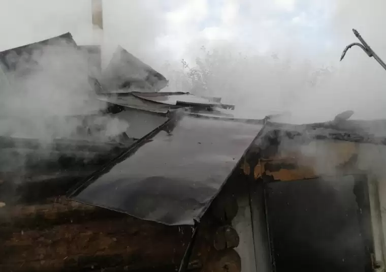 В Нижнекамском районе сгорели баня и веранда