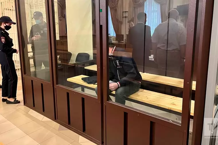 Экс-управляющего отделением ФСС по Татарстану приговорили к 9 годам колонии