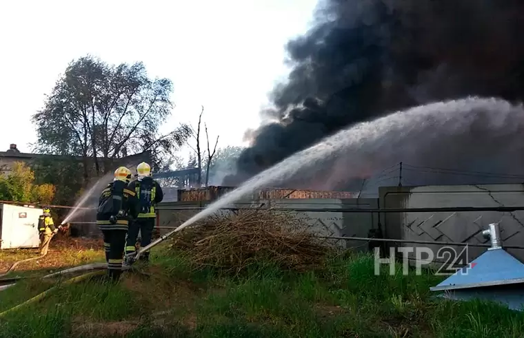 Пожар на складе в Набережных Челнах потушен
