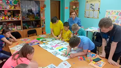 Дети из Нижнекамска составили коллаж в рамках акции «Жизнь без наркотиков»