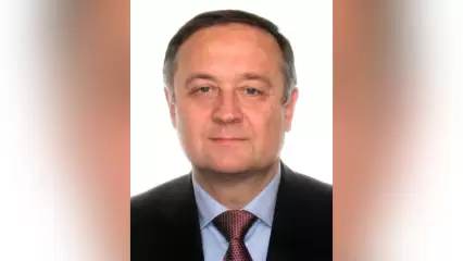 Минниханов освободил Михаила Михалина от должности заместителя полпреда Татарстана в России
