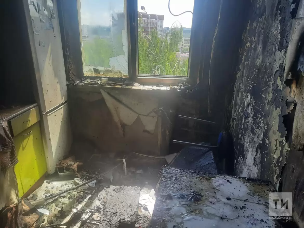 При пожаре в жилом доме Челнов пострадали парень и девушка