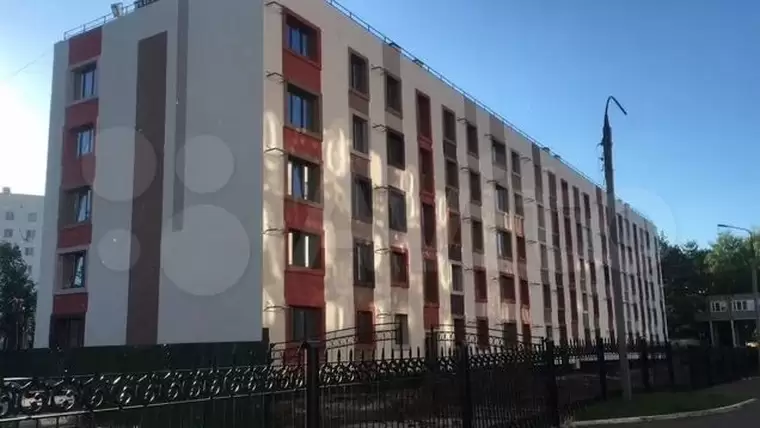 В Нижнекамске началась продажа квартир в пятиэтажке, переделанной из поликлиники