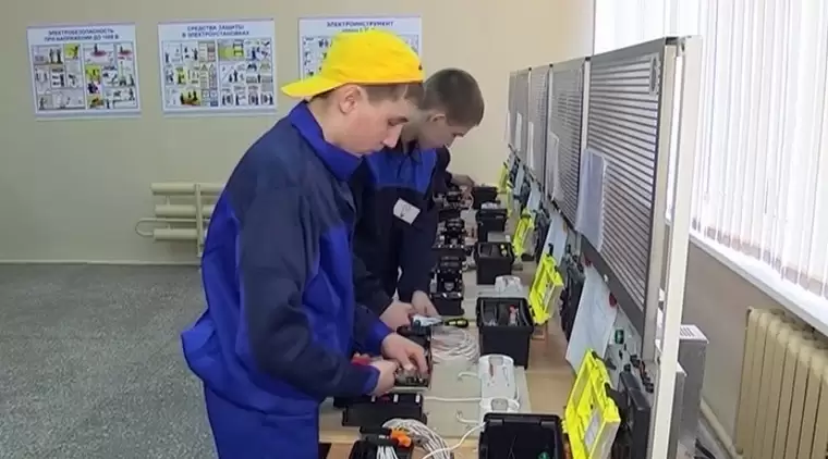 В Татарстане в 2022 году создадут 12 мастерских при ссузах