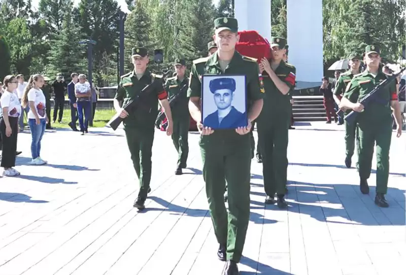 Прощай, Антон! В Нижнекамске простились с погибших в ходе СВО на Украине солдатом