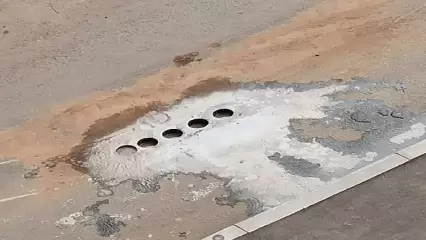 Нижнекамцам рассказали, откуда в новом асфальте появляются отверстия - НТР 24