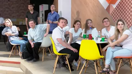 Сотрудники «Нижнекамскнефтехима» сразились в интеллектуальной игре - НТР 24