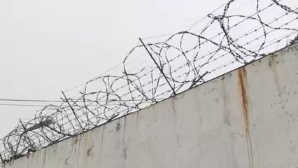В нижнекамской колонии осужденный в ярости повредил провода – он оплатит ремонт за 75 тыс. рублей - НТР 24