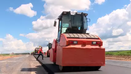 В Татарстане подрядчиков-строителей М-7 и М-12 обязали за свой счет ремонтировать местные дороги - НТР 24