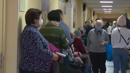 Оперштаб: в Татарстане перестали пускать в поликлиники без масок - НТР 24