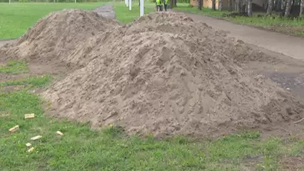 Эксперт по благоустройству объяснила, почему на игровых площадках во дворах используется песок
