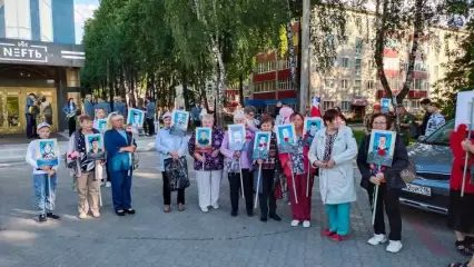 В Нижнекамске в День ветеранов боевых действий провели акцию-шествие «Рота, ушедшая в небо»