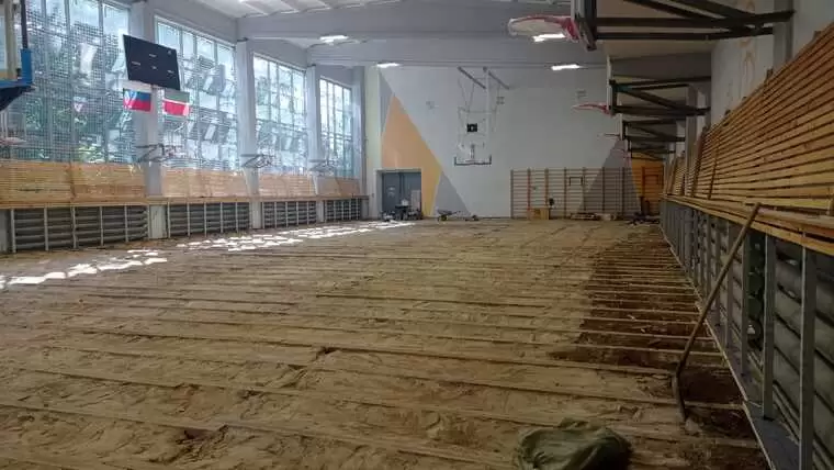 В нижнекамской спортшколе появится новое покрытие для баскетбола за 5,5 млн рублей