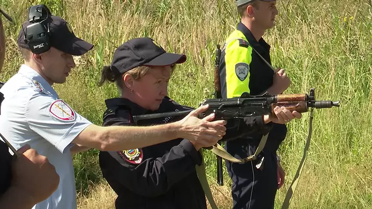 В Нижнекамске для молодых сотрудников полиции прошли учения по стрельбе