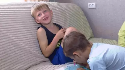 Нижнекамцы собирают школьные принадлежности для детей из нуждающихся семей - НТР 24