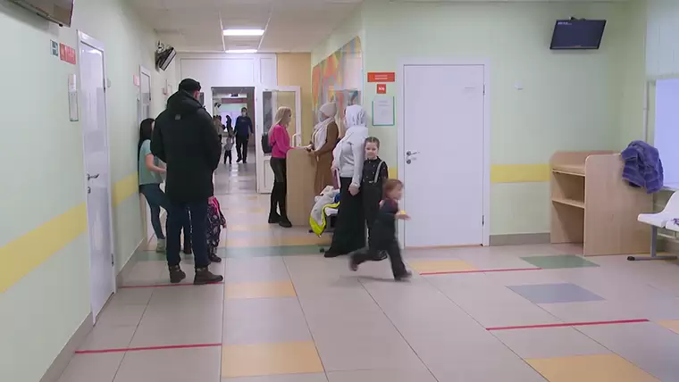 В больницах Татарстана вновь ввели термометрию на входе
