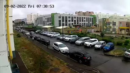 Появилось видео утренних происшествий у школы «Адымнар» в Нижнекамске