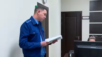Житель Нижнекамска угрожал трем полицейским расправой