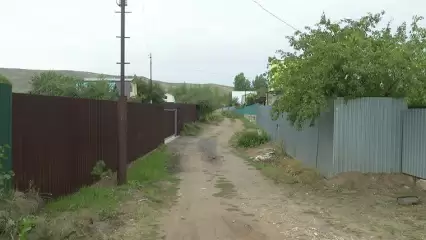 Охотники за металлом: под Нижнекамском табор цыган обворовывает дачные участки - НТР 24