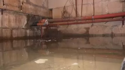 В Нижнекамске подвал дома затопило кипятком