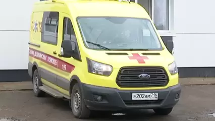 В Татарстане врачи пришили подростку отрубленную топором кисть
