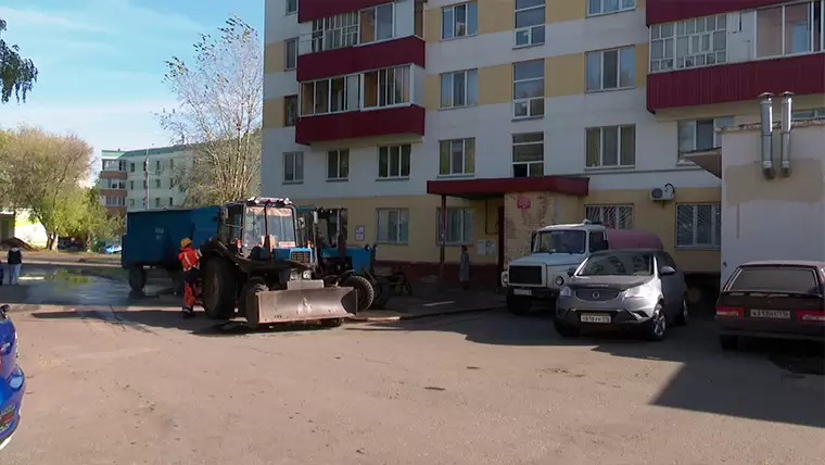 Кубометром кипятка залило подвал многоэтажки в Нижнекамске