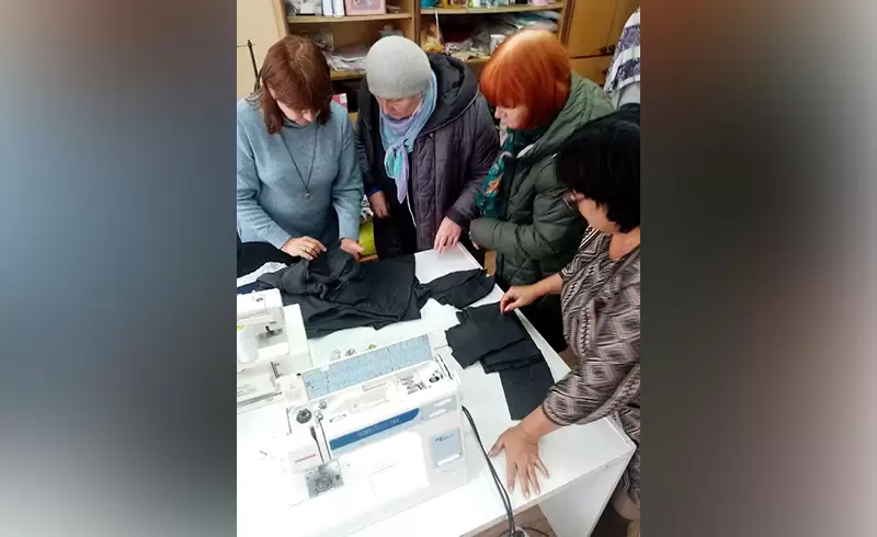 Православные верующие закупили материалы для пошива термобелья участникам СВО