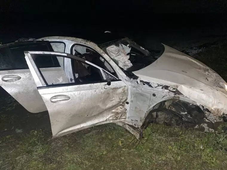 В Татарстане BMW вылетела с трассы в кювет - водитель погиб