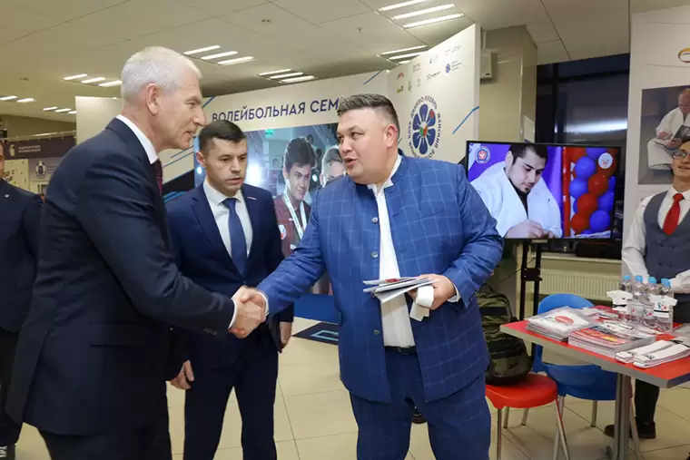 Министру спорта Олег Матыцину в Татарстане представили первые итоги проекта «Мой первый пояс дзюдо»