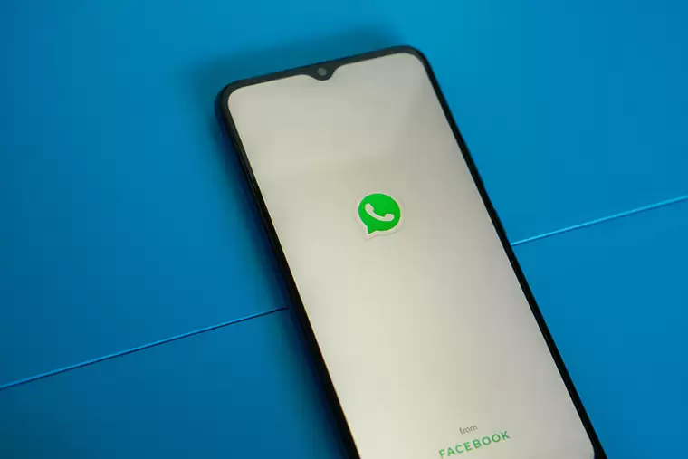 В работе WhatsApp произошел массовый сбой