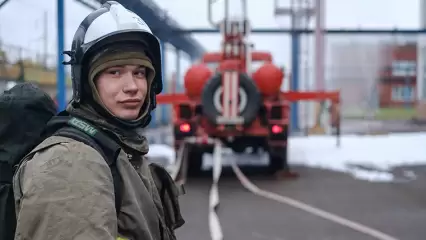 В Нижнекамске пожарные успешно справились с аварией на производстве масел - НТР 24